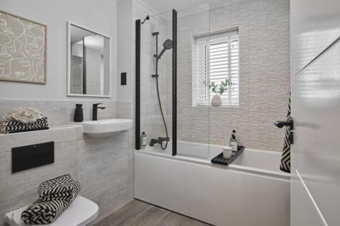 10 Westwood Park The Chesham Internals Bathroom