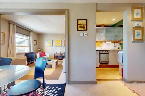 12,33RGdining,living and kitchen.jpg