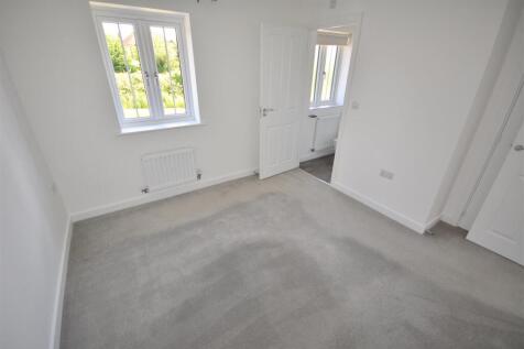 Master Bedroom.JPG