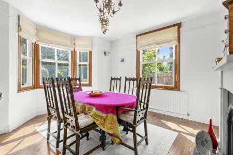 Greystone, Valley Road, HP14 4PF-7.jpg