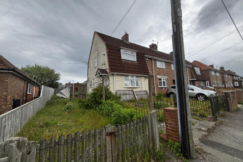 Two double bedroom End Terrace House To Let
