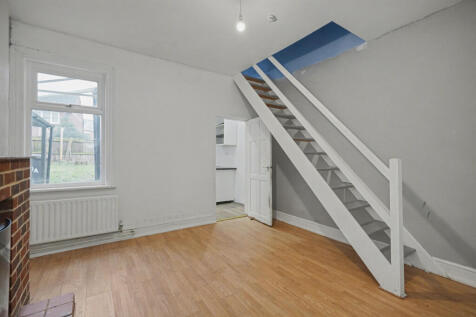 Flat A &amp; Flat B, 60 Dickinson Street, Derby, DE24 8WJ