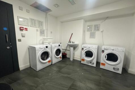 Warspite Road Washing WhatsApp Image 2026-03-18 at
