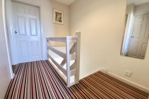 Witcombe, Yate, BS37 8SD photo 5