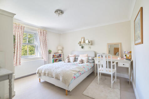 220 The Street 09...