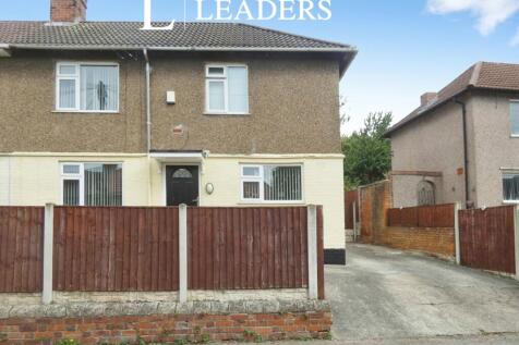 4-bed semi-detached on Sycamore Street, Church Warsop, NG20, £960/mo