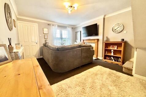 Grange Park Close, WF10 photo 4