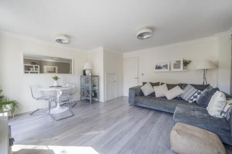 Open Plan Reception Room