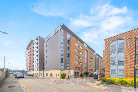 Ipswich, IP3 - property photo