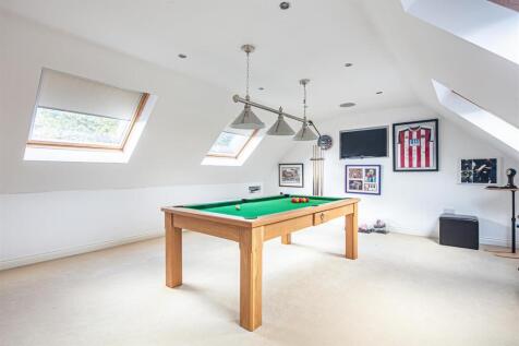 7 bed, 4 bath Detached in Sheffield - Photo 28