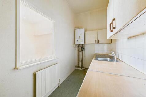 Flats A, B, C 18 Church Street, Tewkesbury, GL20 5