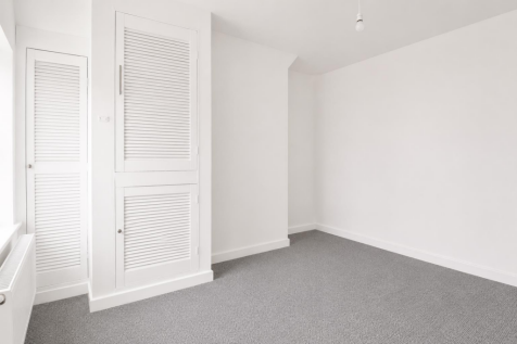 bedroom 2 2.png