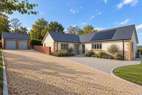 house and garage cgi driveway.jpg
