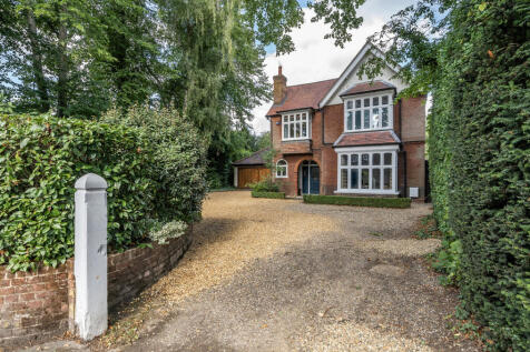 1332251-1-6892338...