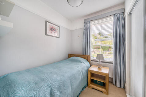 1371030-15-68f773...