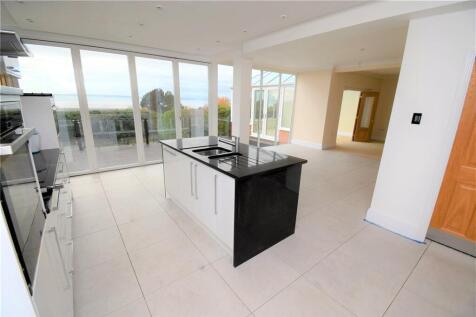 Oldfield Way, Heswall, Wirral photo 4