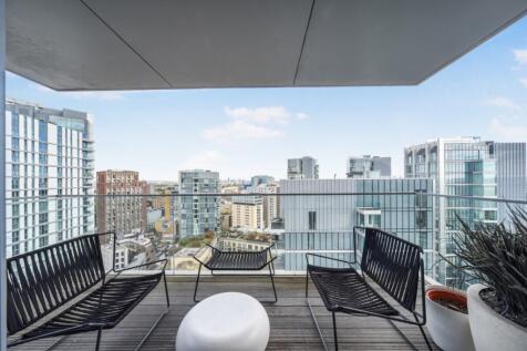 Cashmere House, London, E1. 3 bedroom apartment for sale