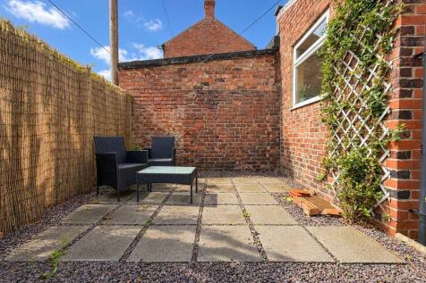 Courtyard Garden