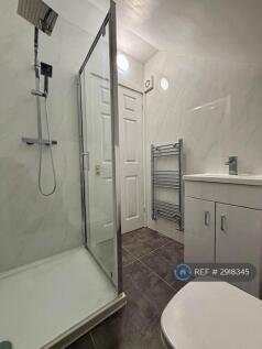 Second Floor Bathroom 