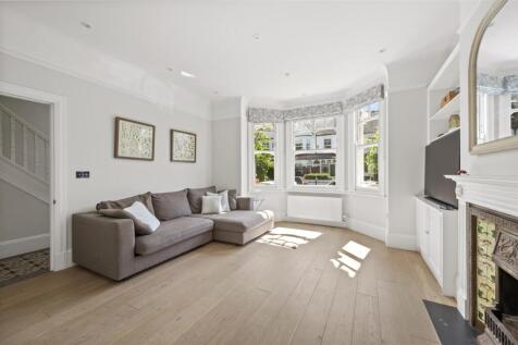 32 Dunmore Road,2.jpg