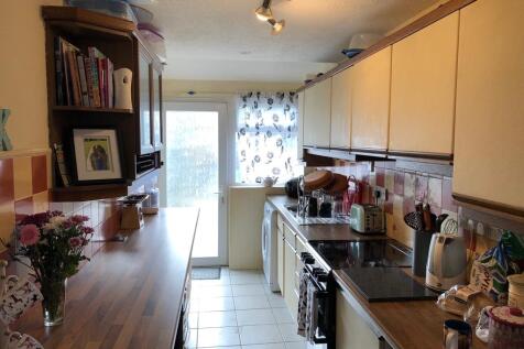 Hillworth Road, Devizes, Wiltshire, SN10 photo 3