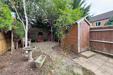 Rear Garden (2)
