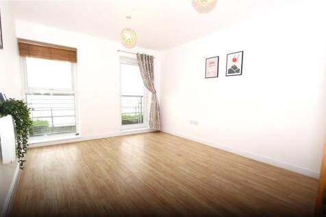 Portland Place, Greenhithe, Kent, DA9 photo 2