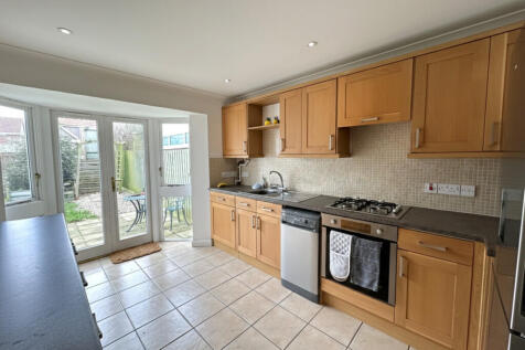 6773b9a7-5d7d-4cf...