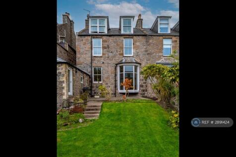 Rear South Facing Garden
