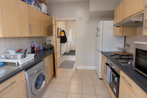 Burnham Road,Romford,RM7 photo 5