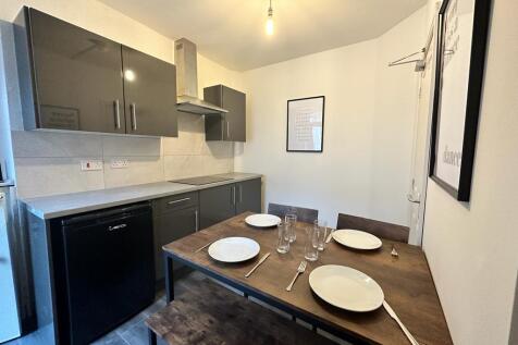 2-4 Collinge Street  (25).jpeg