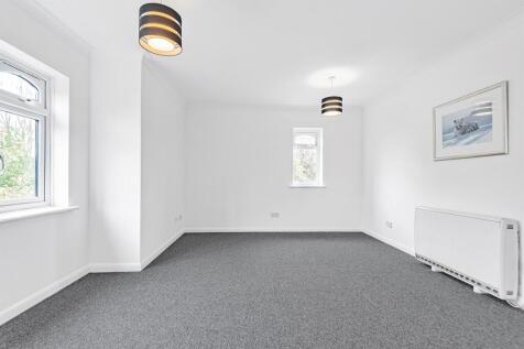 Corfe Place, MAIDENHEAD photo 4