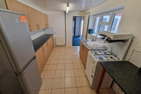 71 Tachbrook Road, Leamington Spa photo 2