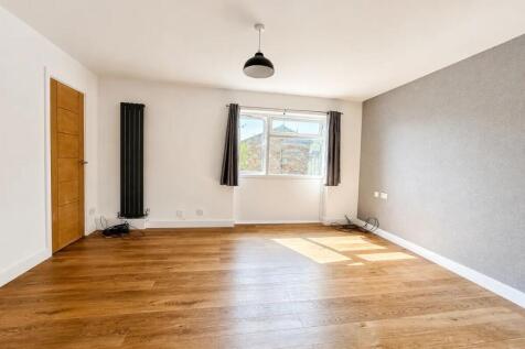 Guys Farm Road, South Woodham Ferrers, South Woodham Ferrers, Chelmsford.  photo 3