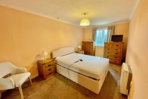 Bedroom.jpg