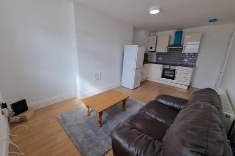 Flat 3, 31 Bath Street, Leamington Spa photo 3