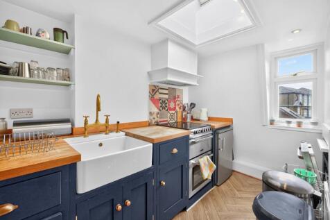 Kitchen (2)