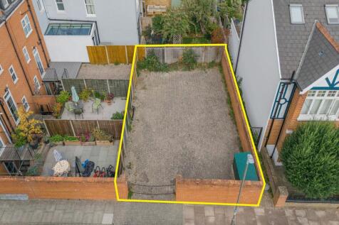 Land to the rear of 33 Moyser Road, Furzedown, London, SW16 6RL