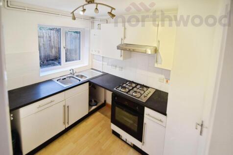 Suters Drive, Taverham, NR8 photo 3