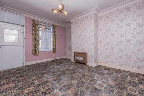 Living Room: