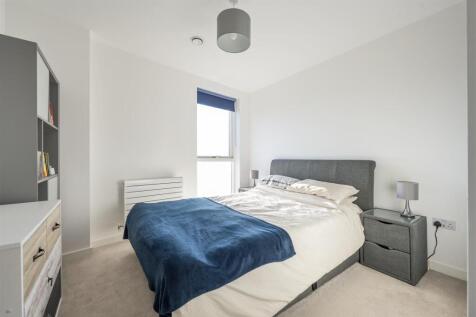 South Grove, E17