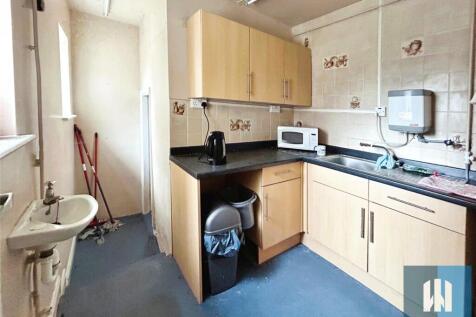 Storage to rent Image 6