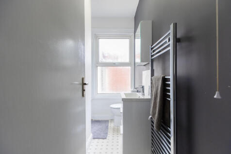 Carholme Road // West End // 4 Bed Student House // Aug 2026 photo 5