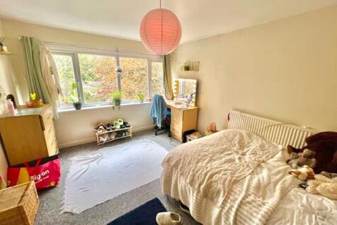 Regent Park Terrace, Hyde Park, Leeds photo 5