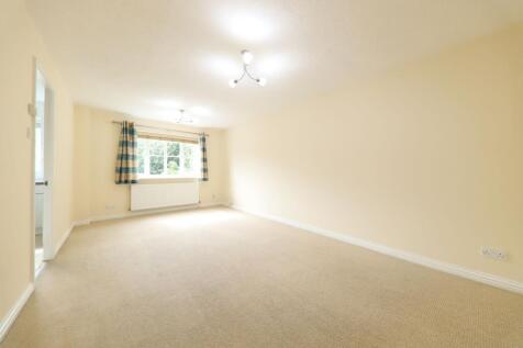2026 - Living Room (2)