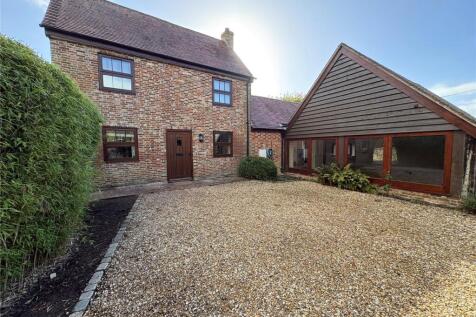 3-bed detached on Bishops Waltham, Southampton, Hampshire, SO32, £1,950/mo