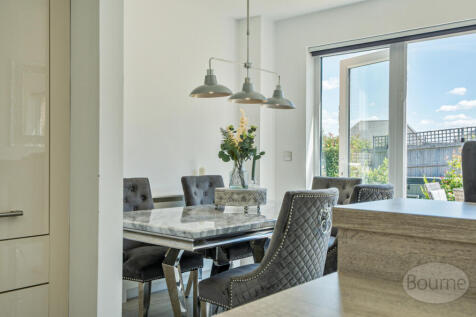 db35bbbb-75d6-44b...