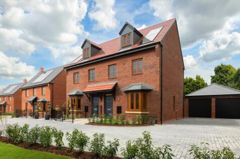 Arrowgreen View Kennett Show Home