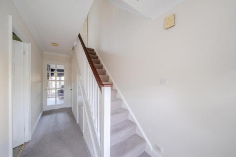 1382499-9-691af92...