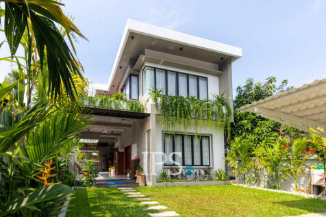 3 Bedroom Villa For Sale - Sala Kamreuk, Siem Reap
